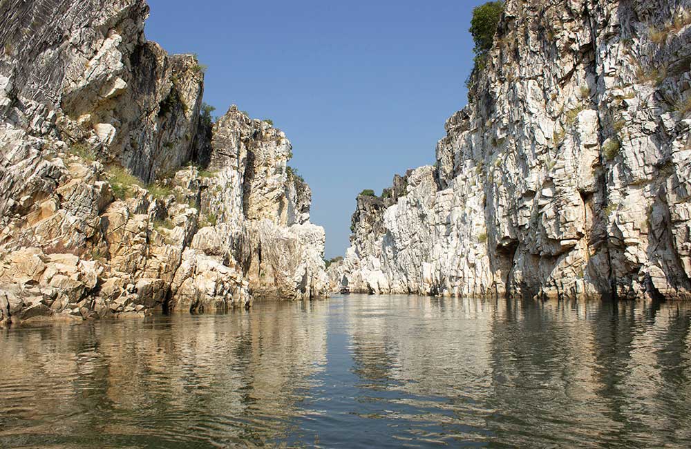 tourist place at jabalpur