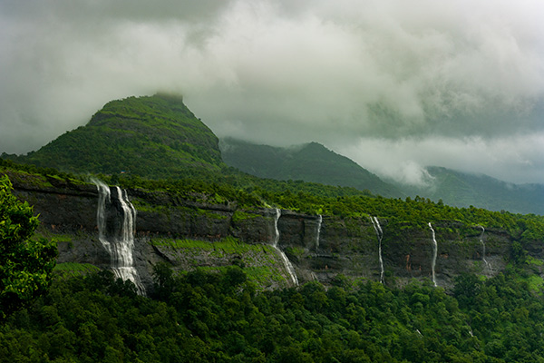 10 Awe-Inspiring Places to Visit in July