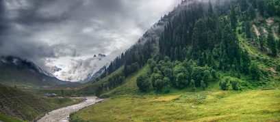 10 Places to Visit in August to Make the Best of Monsoon Vacations