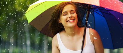10 Monsoon Essentials That You Must Not Forget During Your Outing This Season!