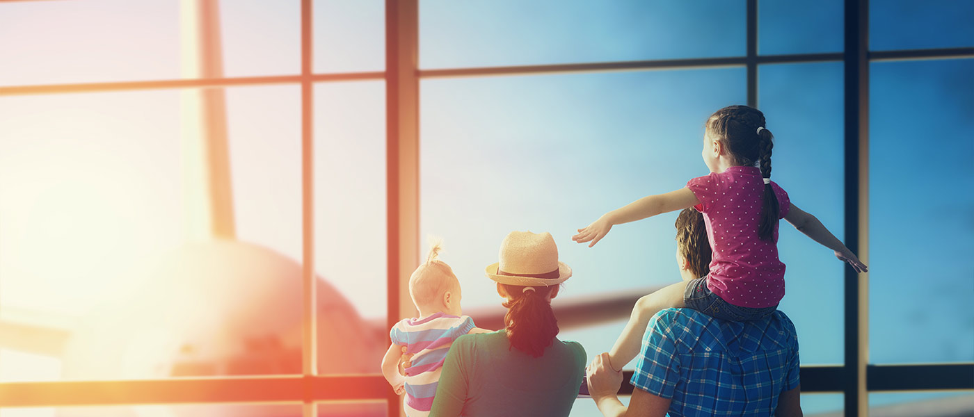 Expert Travel Guide for Parents: 11 Useful Tips for Travelling with Kids