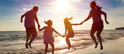 10 Places to Visit in March for a Relaxing Family Vacation