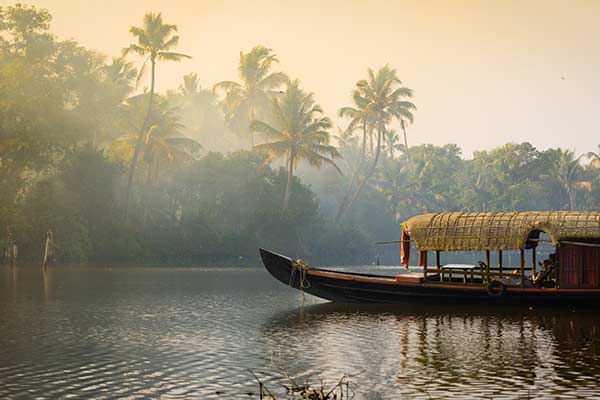 30 Places to Visit in South India