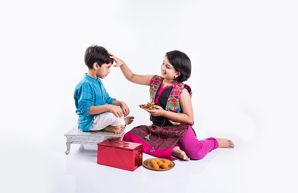 Bhai Dooj 2021: date, history, significance - FabHotels