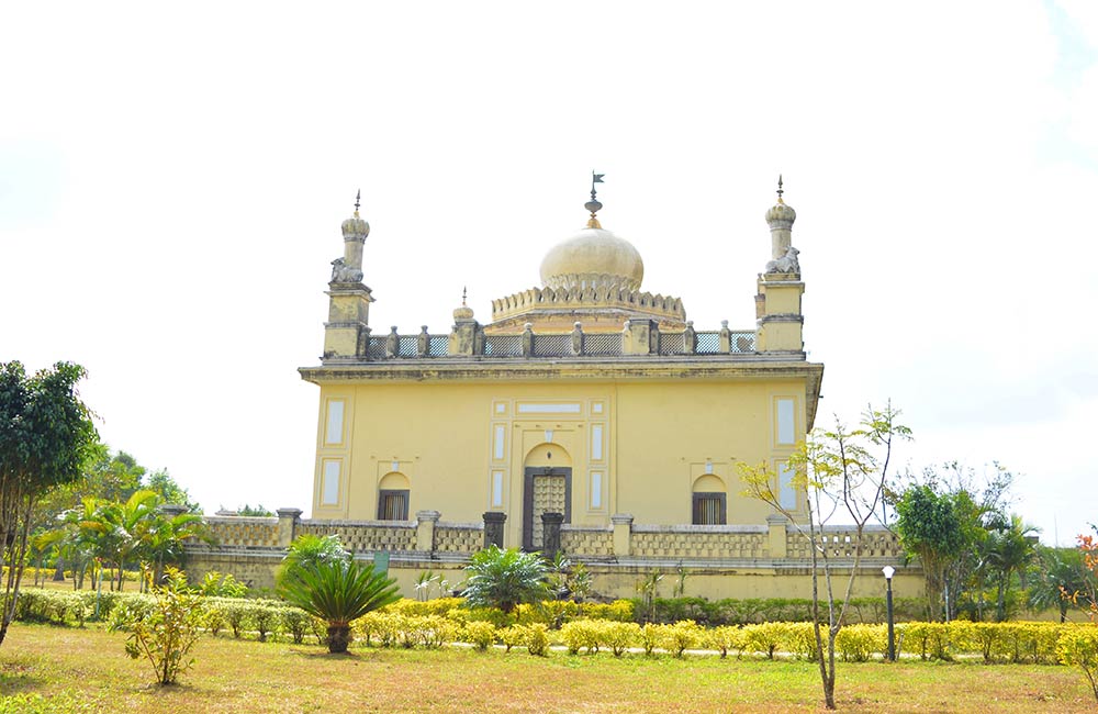 Raja's Tomb | 2 Days Itinerary Coorg