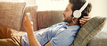 15 Travel Movies to Binge on while Grounded at Home