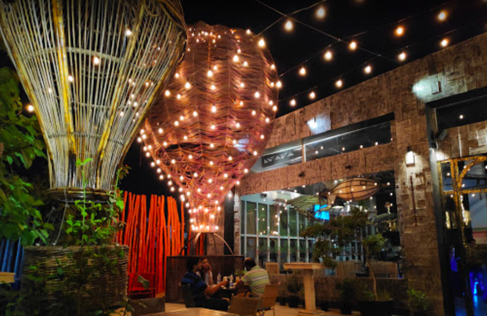 Skywaltz Café