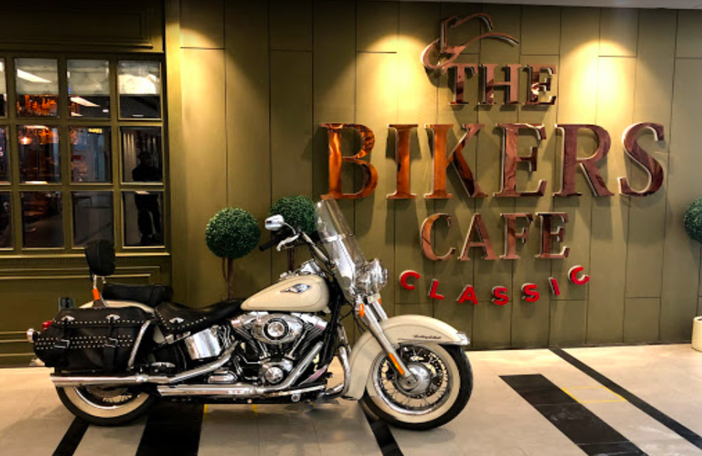 The Biker’s Café