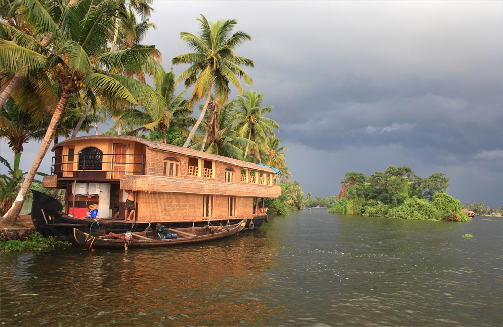 Kuttanad Backwaters