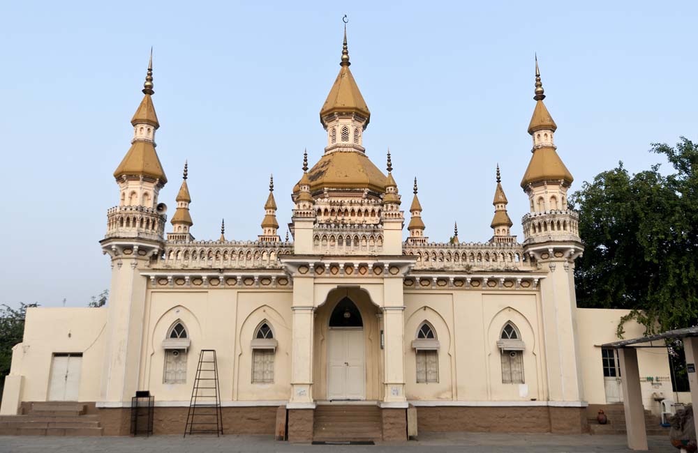 spanish mosque hyderabad