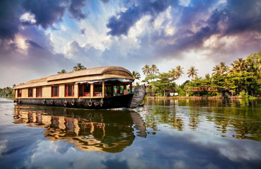 Alleppey | Best place to visit in November

