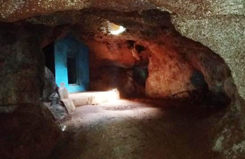 Shiva Cave
