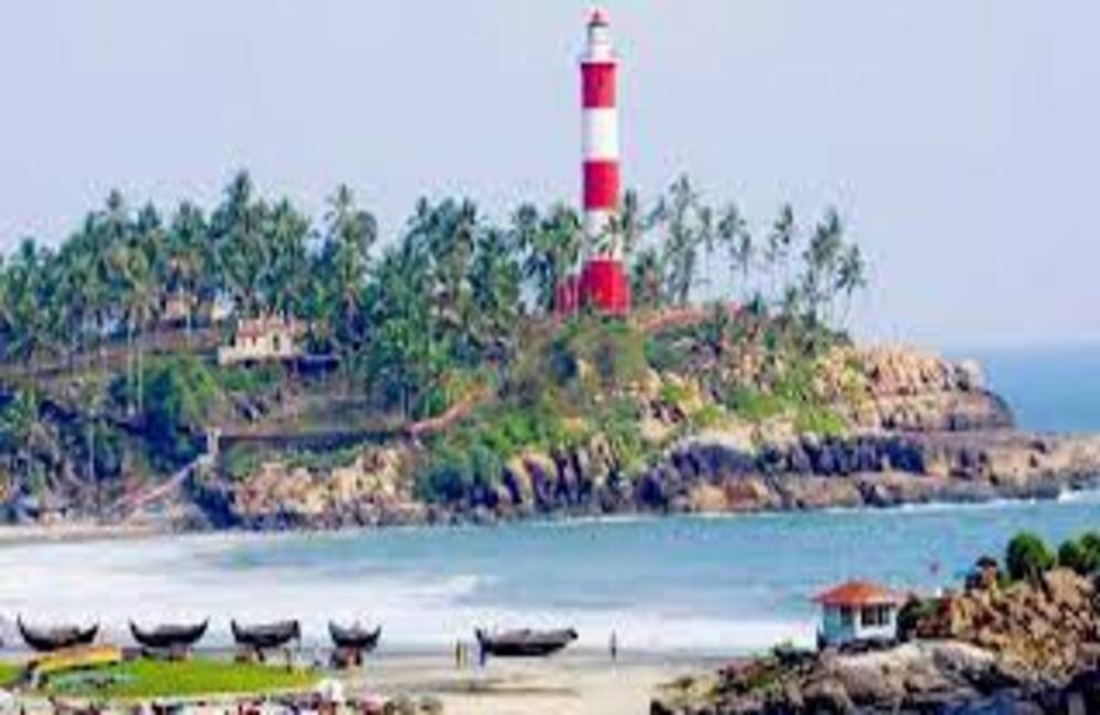 tourist spots at trivandrum Vizhinjam Lighthouse