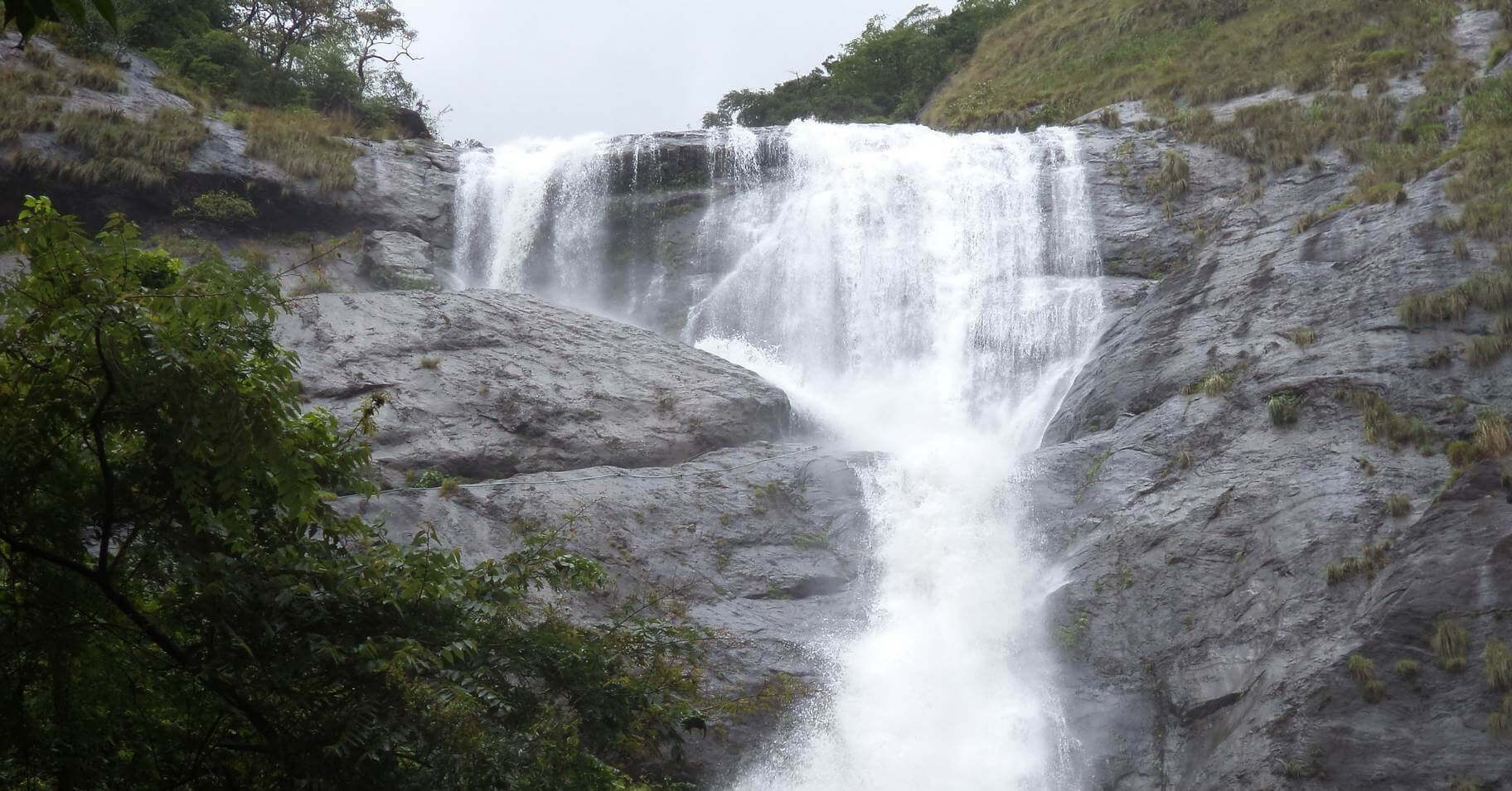 Palaruvi Waterfalls