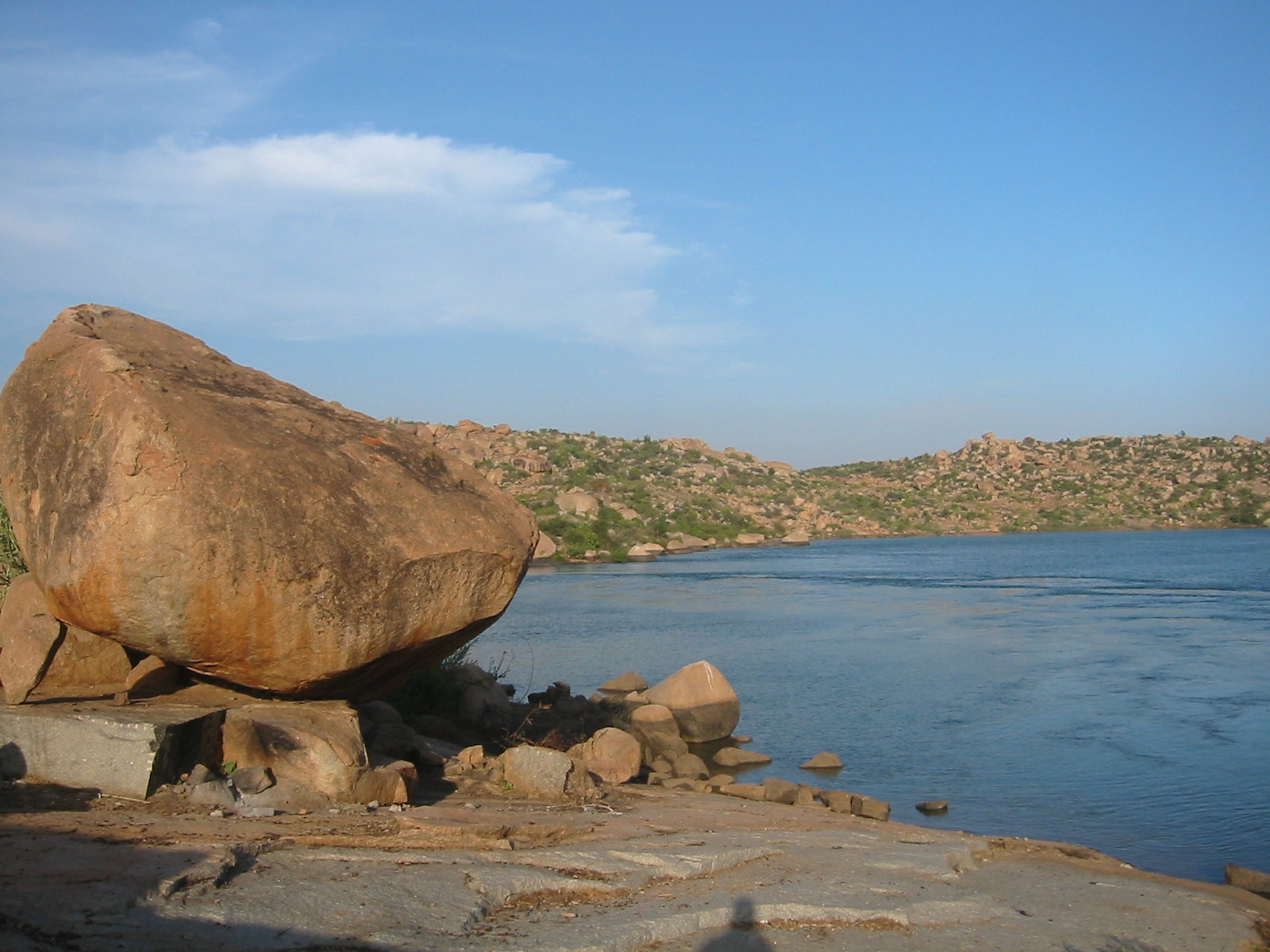 Sanapur_lake,_Hampi