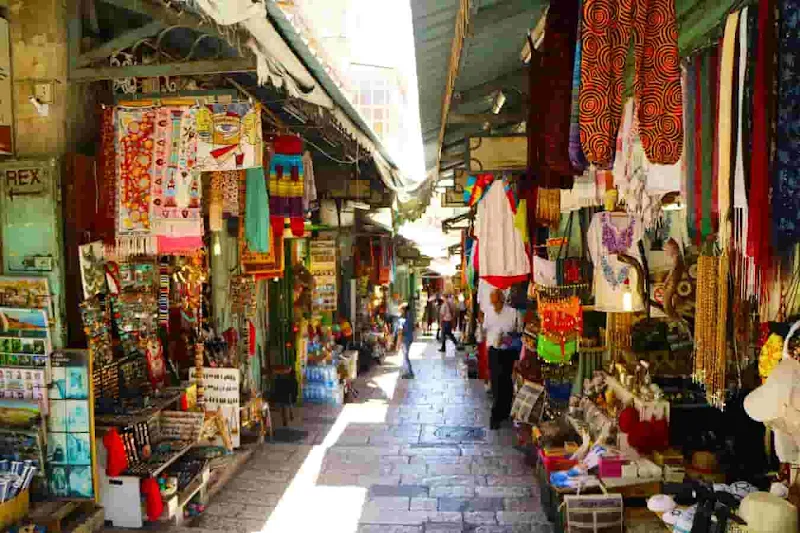 Shopping in Coonoor