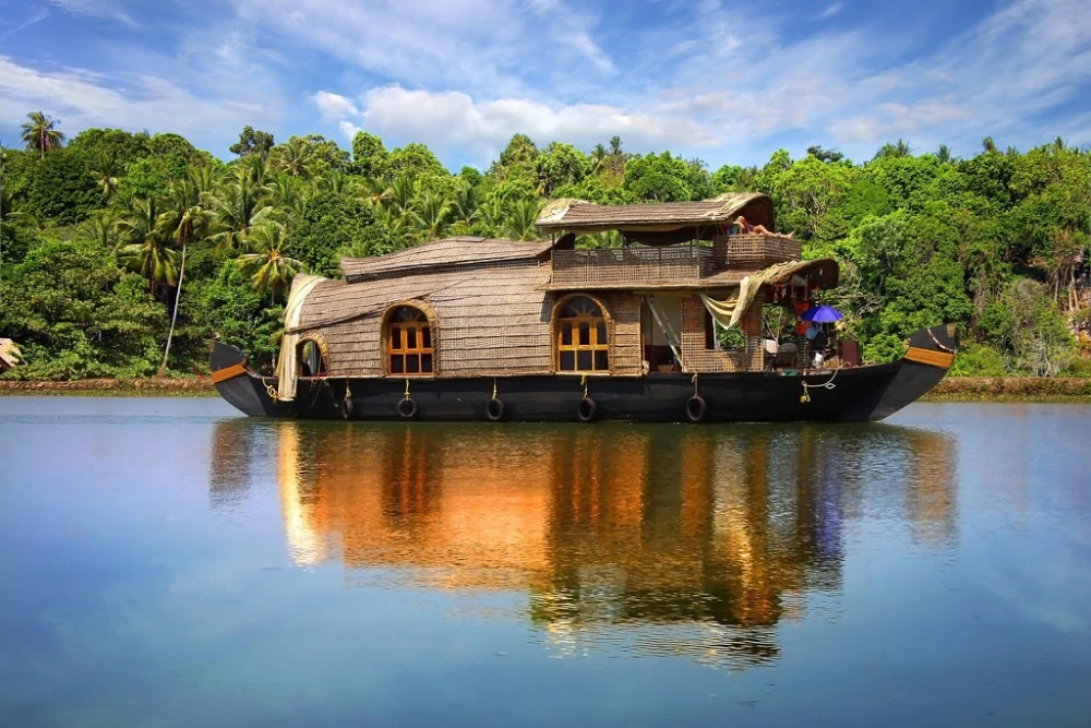 Ashtamudi Lake