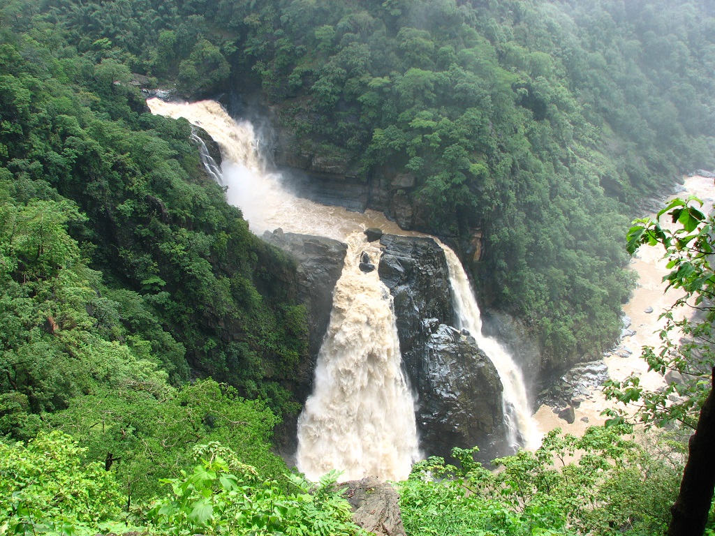 Magod Falls